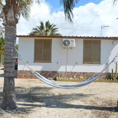Villa Oasi Menfi Luaran gambar