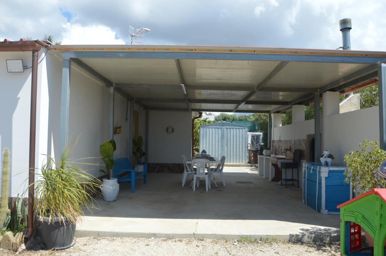 Villa Oasi Menfi Luaran gambar